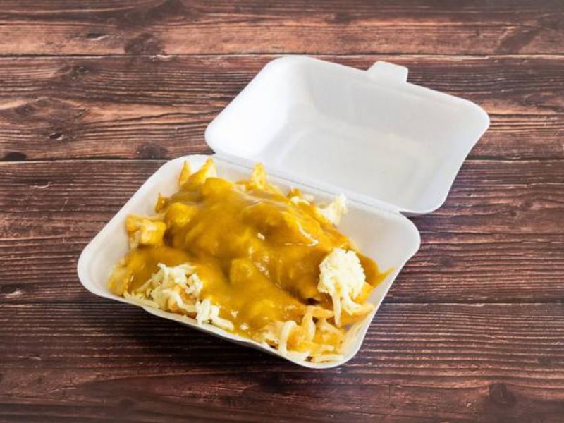 Chips, Cheese & Curry Sauce