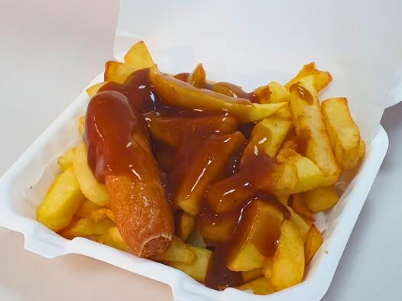 1 Jumbo Sausage, Chips and Gravy